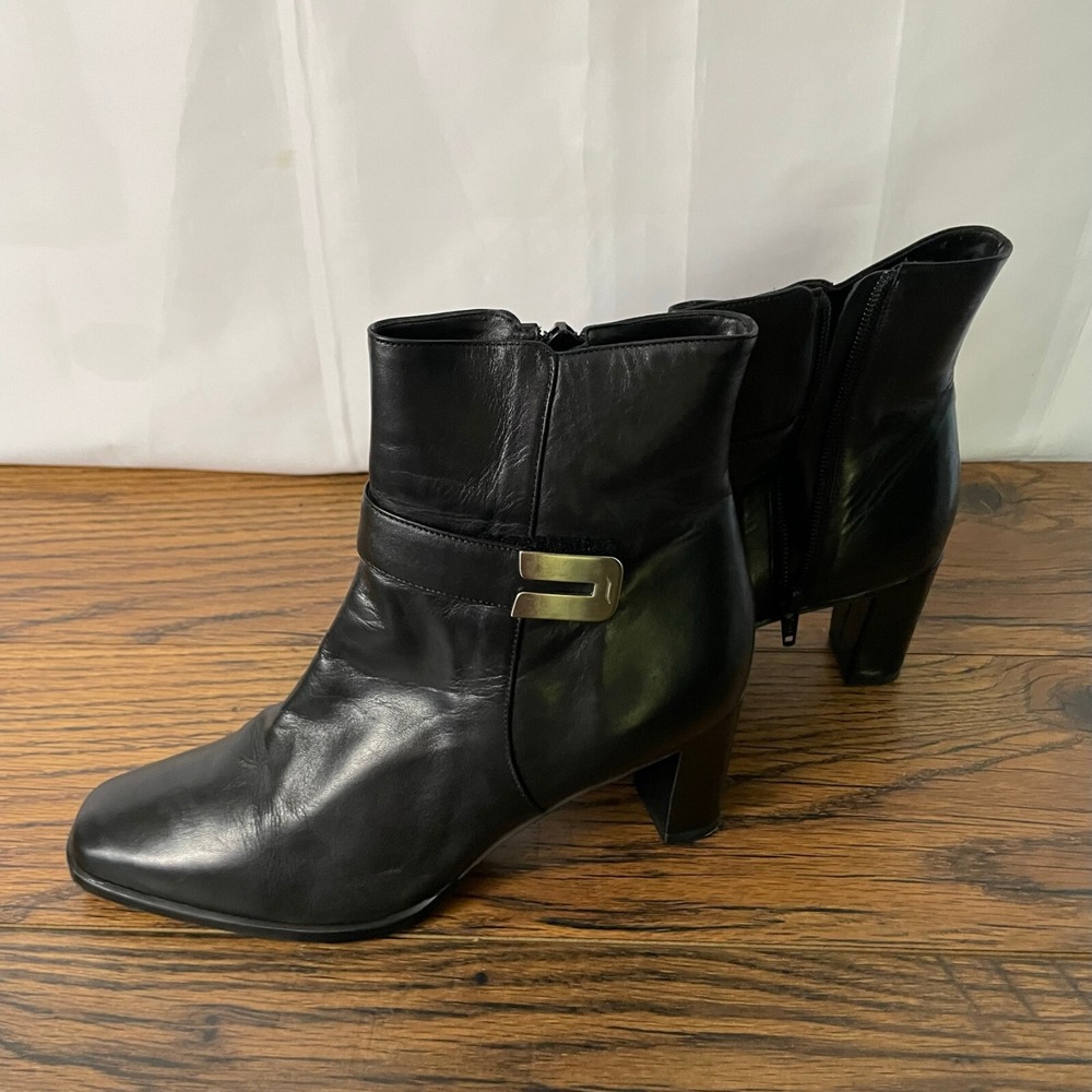 Brazilian Leather Ankle Boots Women's 8M Black Heeled Zip-Up Chic Fall Fashion